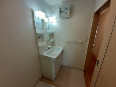 ���ʒE�ߎ�